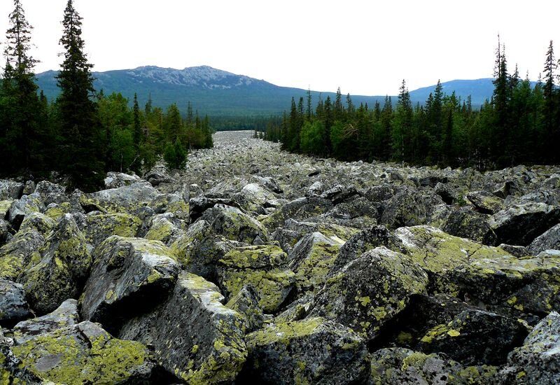 Каменная река