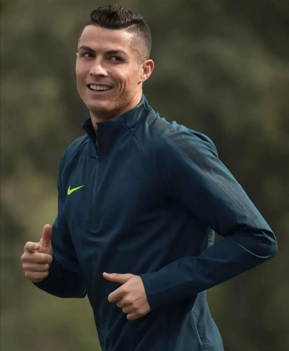Криштиану Роналду на тренировки 