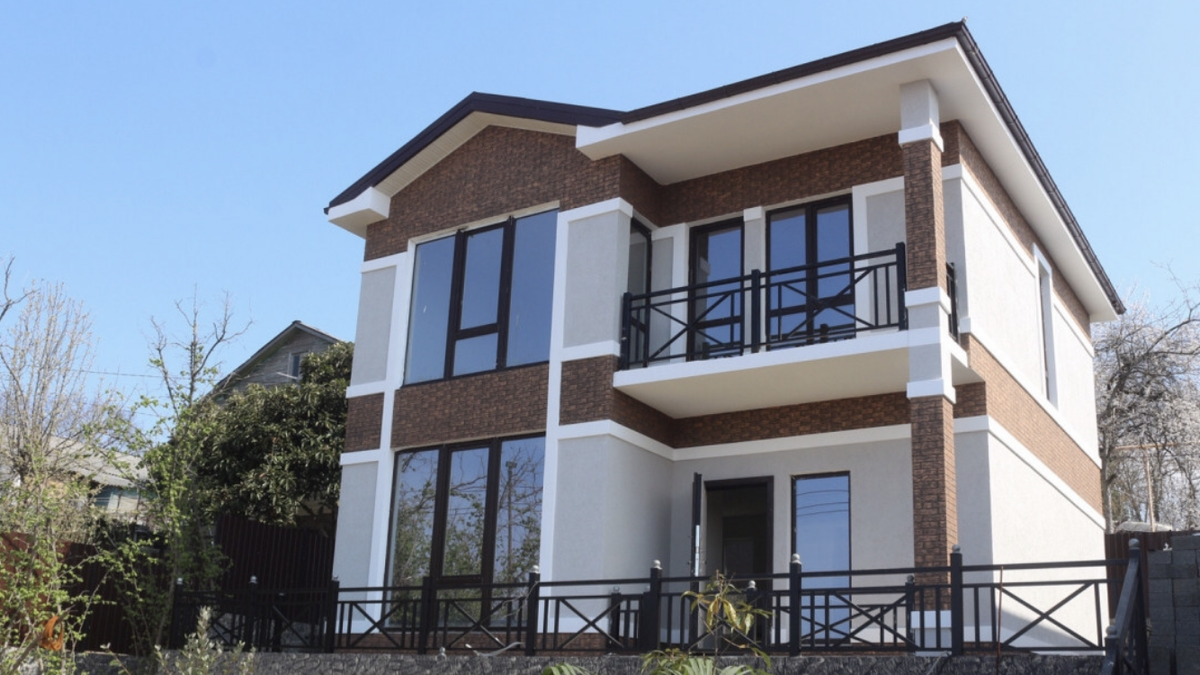 дом в Адлере