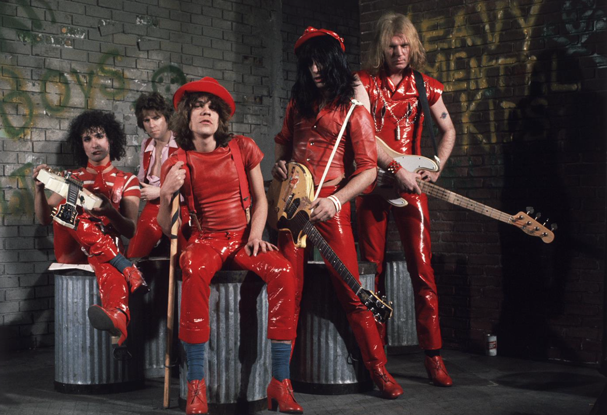 Нью Йорк Доллс группа. New York Dolls группа 1970. Сильвен Сильвен New York Dolls. New York Dolls New York Dolls.