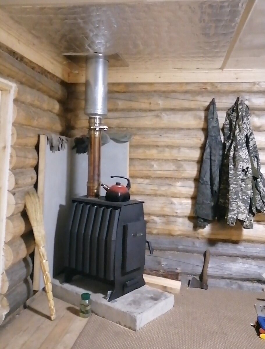 Благоустройством зимовья делится 