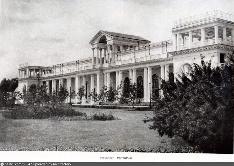 Главный ресторан. Источник https://in.pinterest.com/pin/465278205243319923/