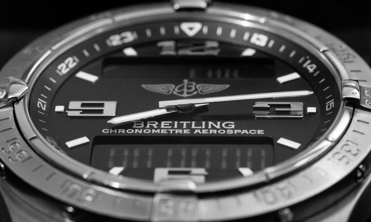 Breitling Aerospace - культовая модель бренда