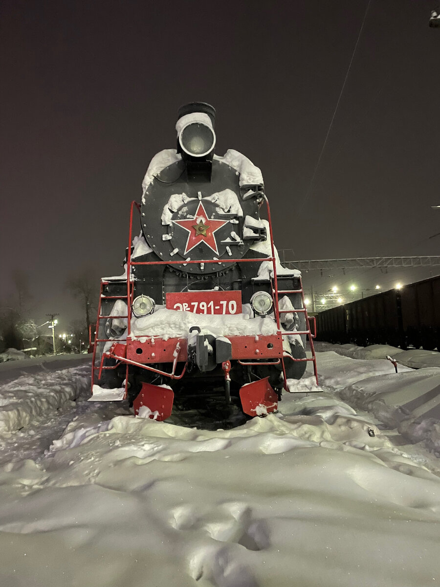 Паровоз станция Медвежья гора. 