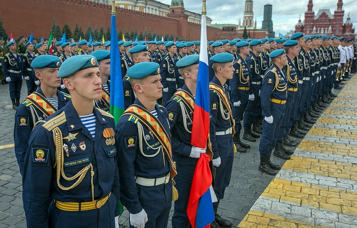 Десантники.