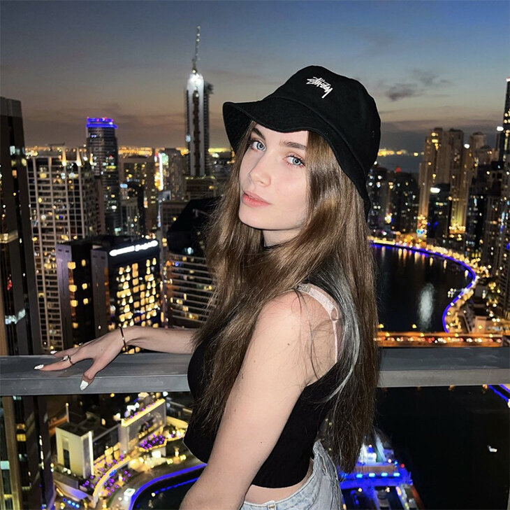 Листайте вправо, чтобы увидеть больше изображений