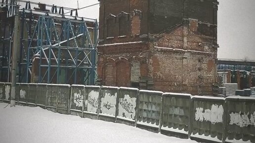 Москва. Детали | Вид на водонапорную башню и другие остатки ...