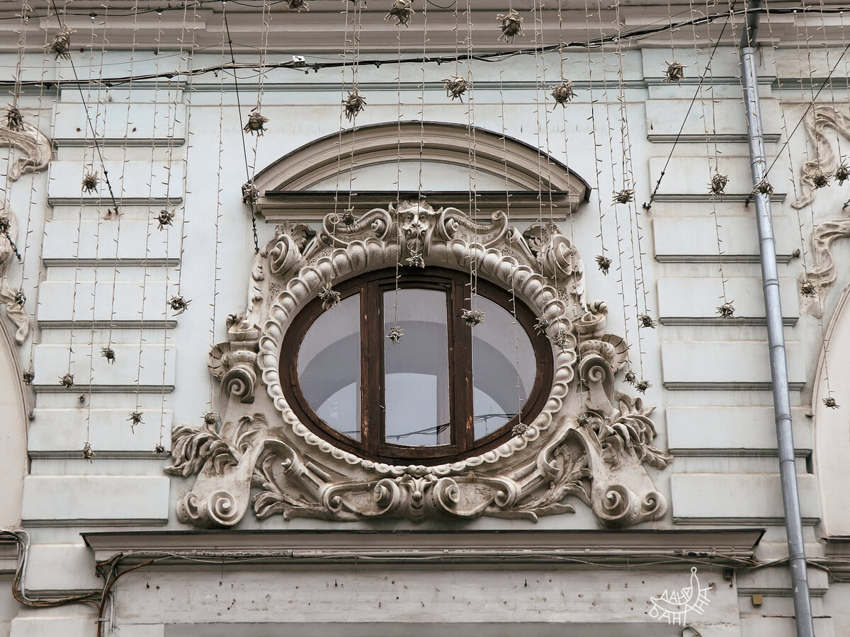 Шикарный декор иных домов заставляет почувствовать себя героиней романа