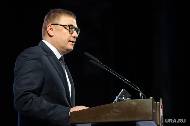    Текслер утвердил порядок предоставления субсидий на развитие наставничества в ОПК
