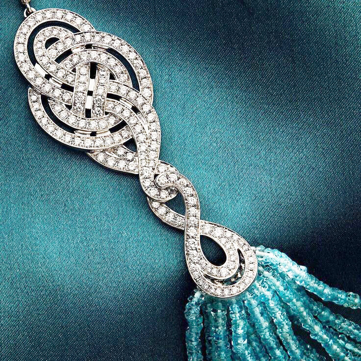 Кулон Garrard Entanglement из белого золота с бриллиантами и аквамаринами