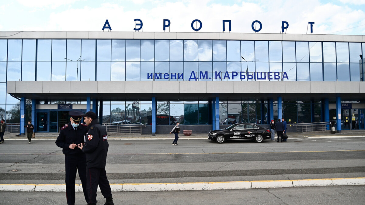     Резервный борт прибудет в аэропорт имени Карбышева из Екатеринбурга.