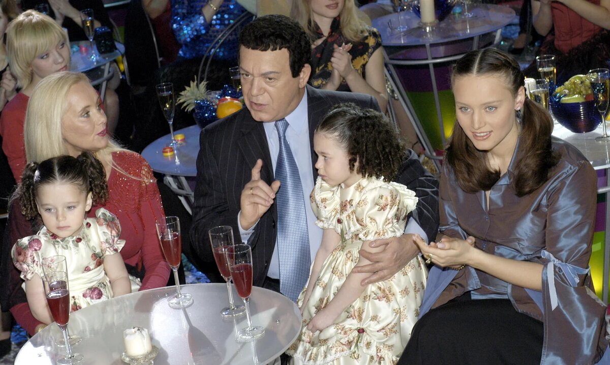 дочь иосифа кобзона наталья рапопорт-кобзон. дочь кобзона наталья раппопорт. дочь кобзона. дочь кобзона. дочь кобзона.