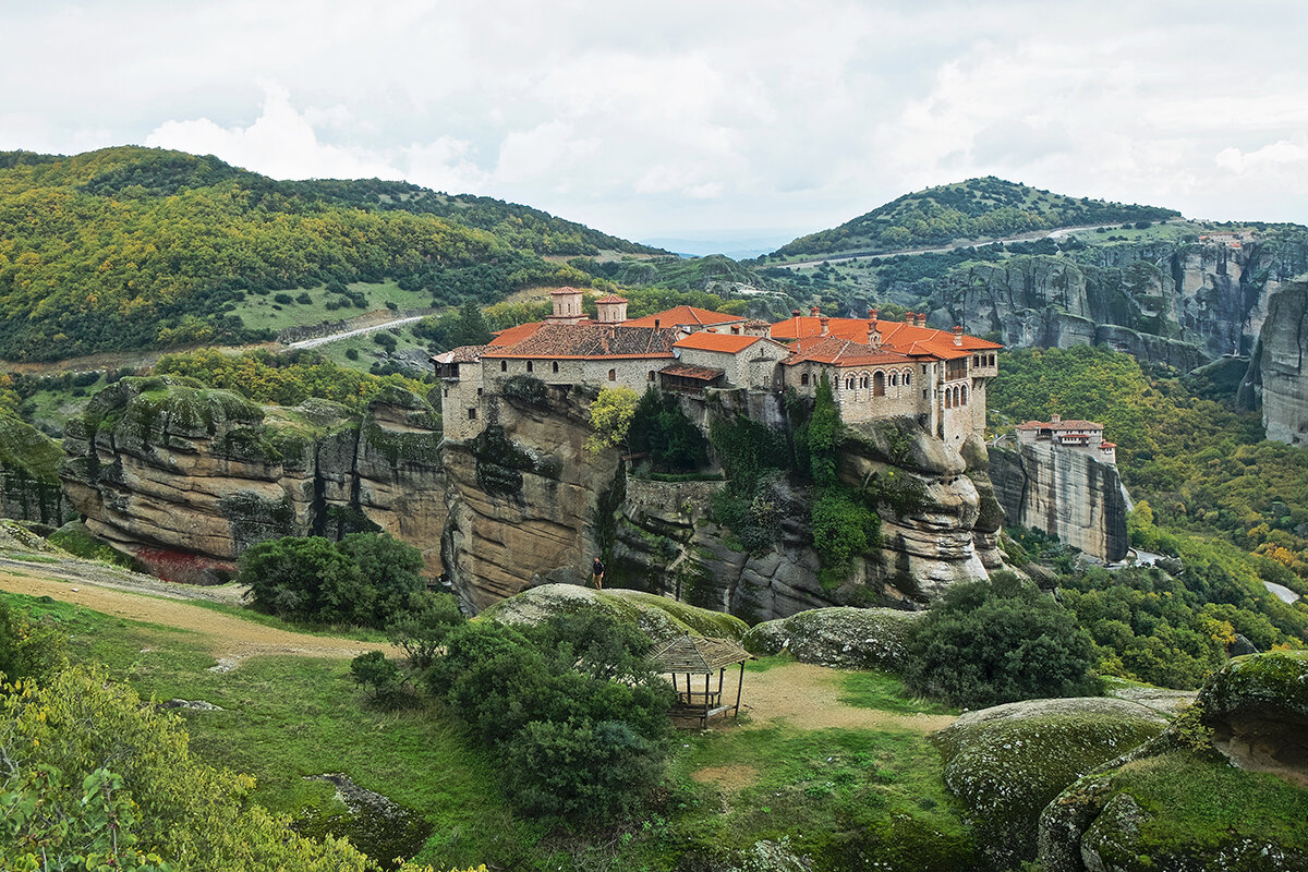 преображенский монастырь метеоры. метеоры варлаама. монастырь святого варлаама в метеорах внутри. монастырь варлаама монастыри метеоры. метеоры варлаама.