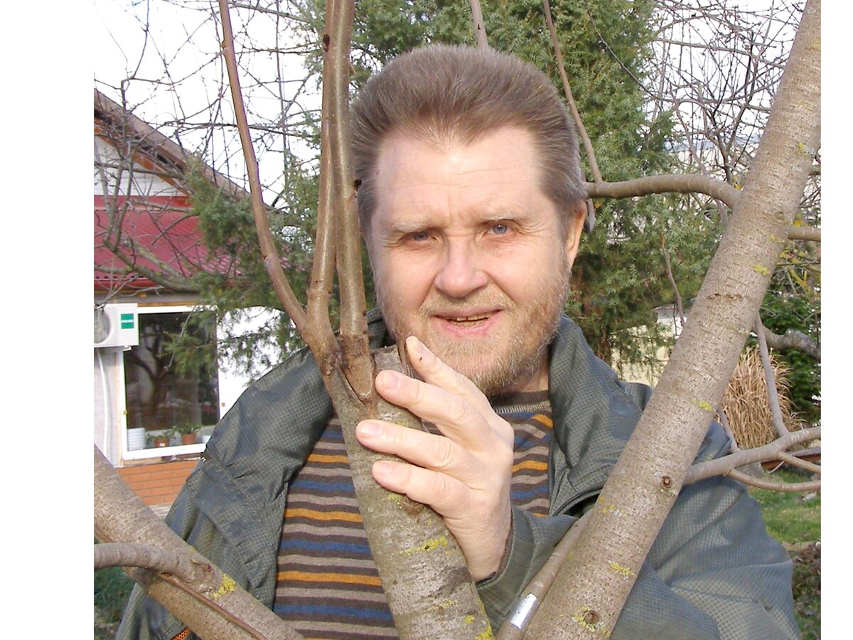 Николай Курдюмов — ученый-агроном, писатель.