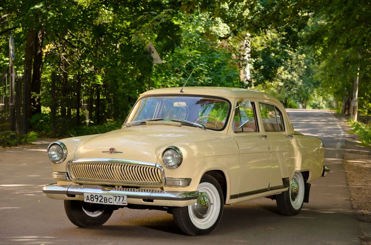 Машины старые иномарки
