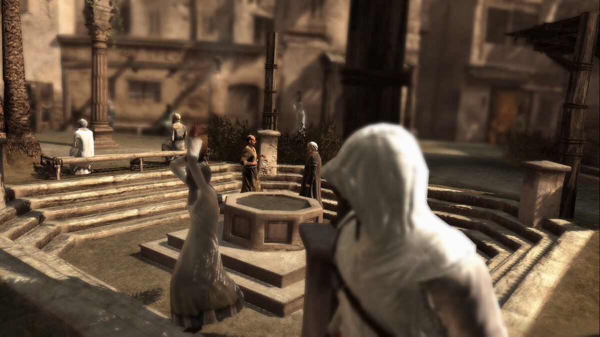 Изначально игра вообще была ответвлением от Принца Персии. Предполагалось, что мы будем играть за телохранителя принца и враждовать с крестоносцами. 