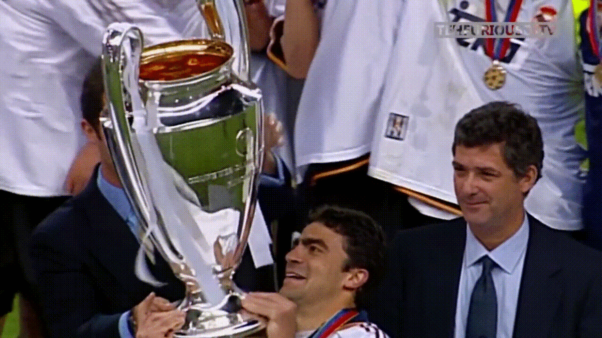 "Реал Мадрид"-победитель Лиги Чемпионов 1999/2000.