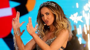 Чем не певица?(Фото из сети интернет)