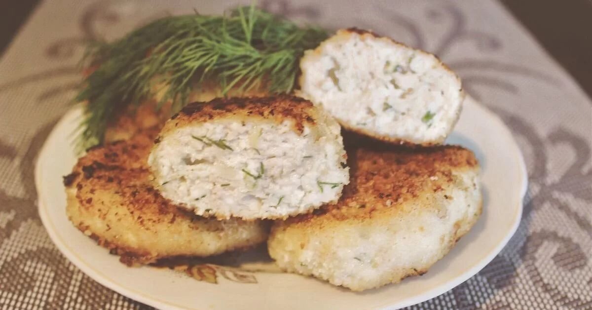 Нежные куриные котлеты с творогом