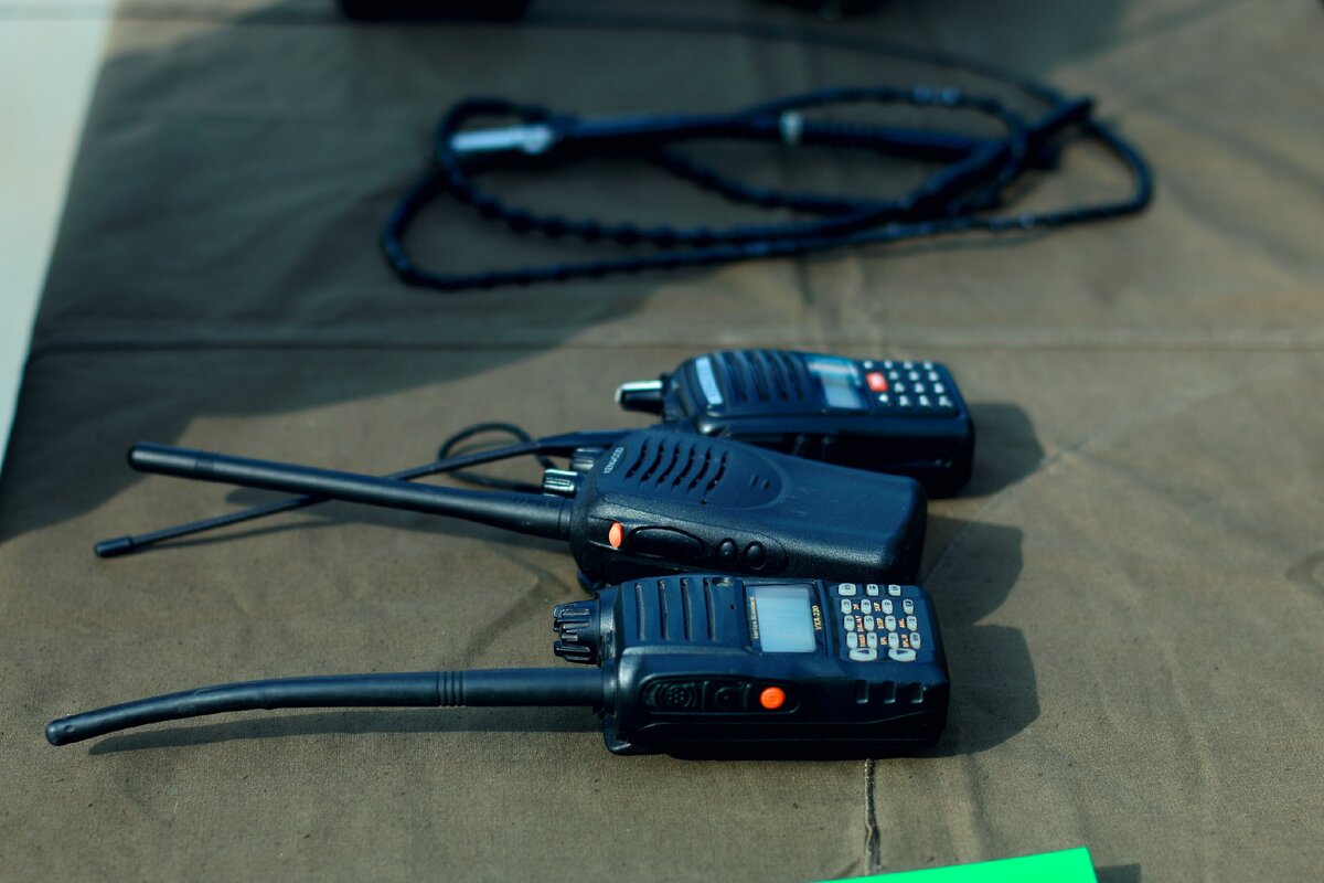 Фотография с школьной экскурсии в военную часть