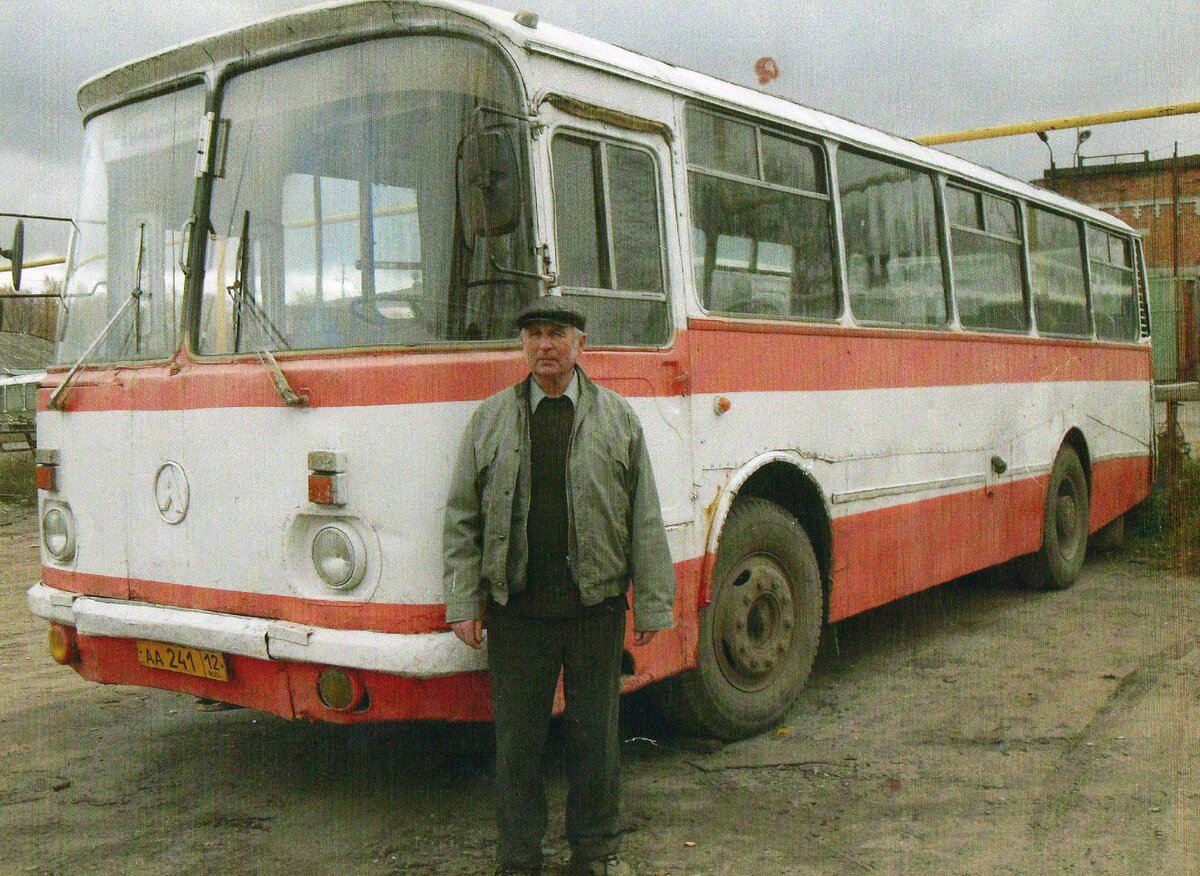 фото автобуса лаз турист