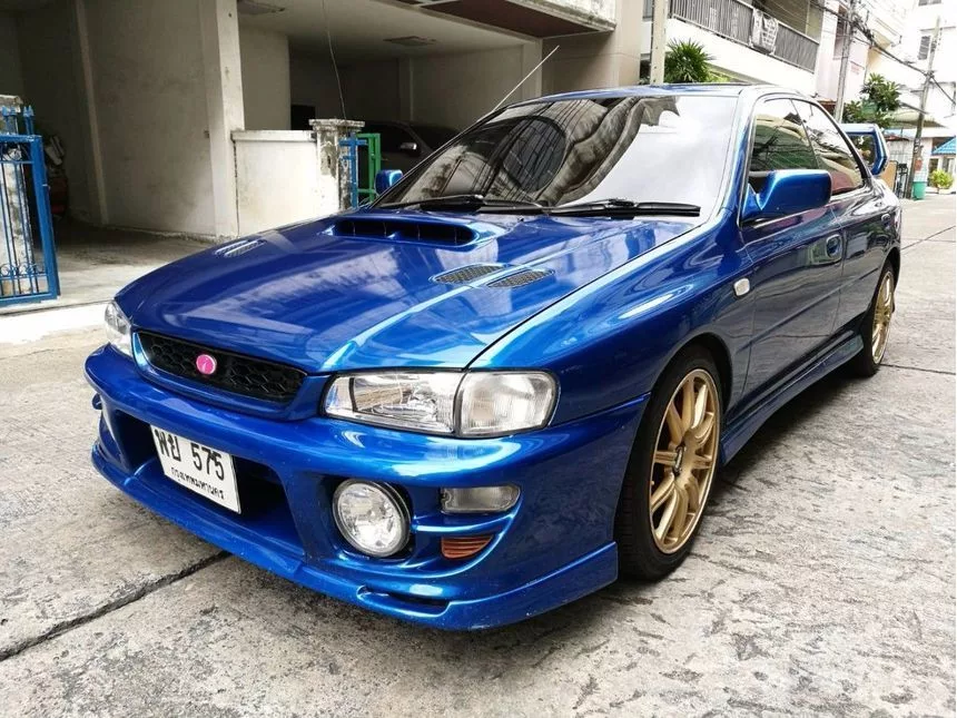 Subaru Impreza 1995 года выпуска