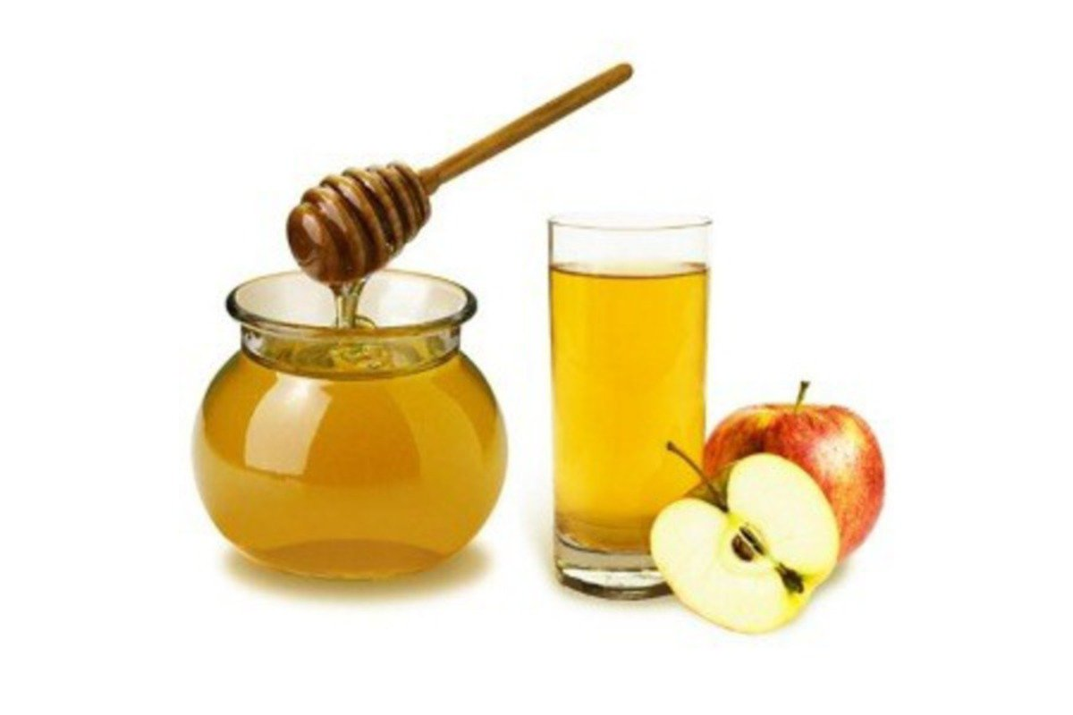 Вода с яблочным уксусом и медом. Яблочный уксус и мед. Мед. Мед и яблочный уксус средство в Армении. Медовая вода и уксус.
