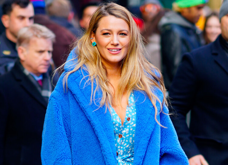 «Если есть возможность, все детали и аксессуары, мейк и прическу я придумываю сама. Никому это не доверю!»