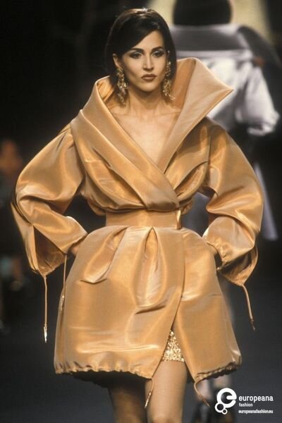 Показ Lanvin Couture "Осень-Зима" 1991, фото: europeana