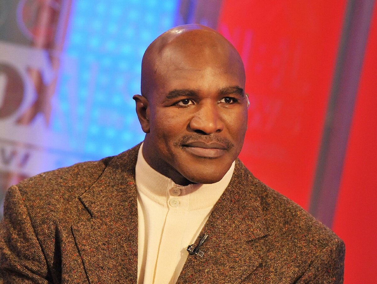 Эвандер Холифилд арт