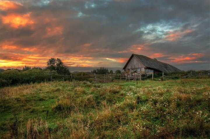 Домик на окраине