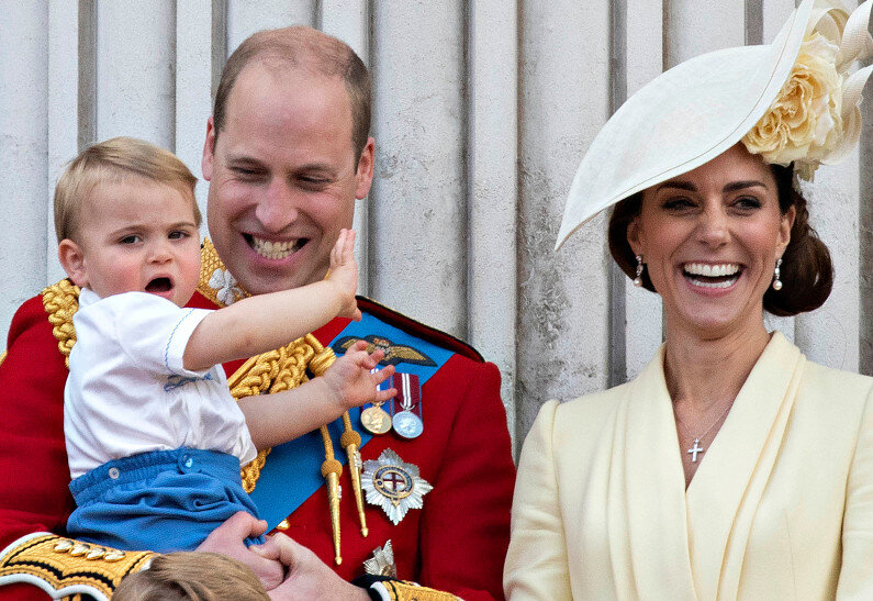 REX / ShutterstockПринц Уильям и Кейт Миддлтон с сыном Луи