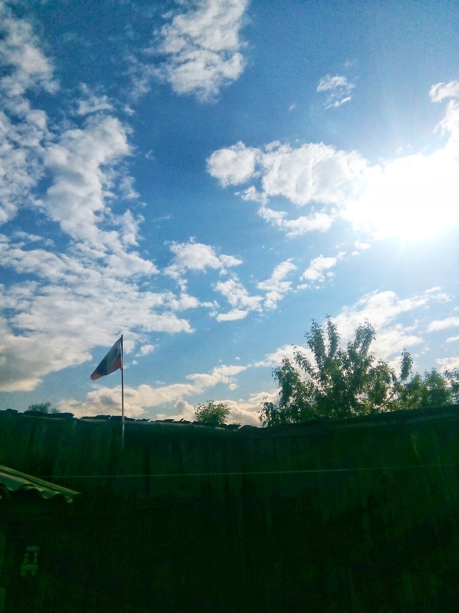 До обеда Солнышко, после обеда дождь.