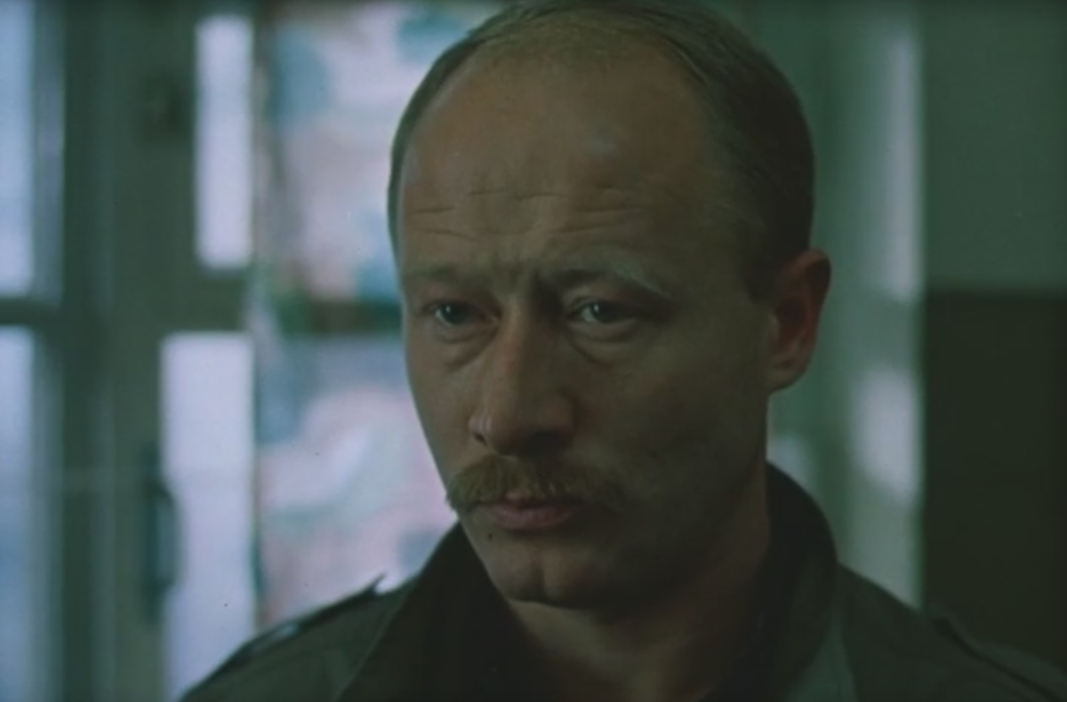 Виктора Проскурин "Выйти замуж за капитана" 1985