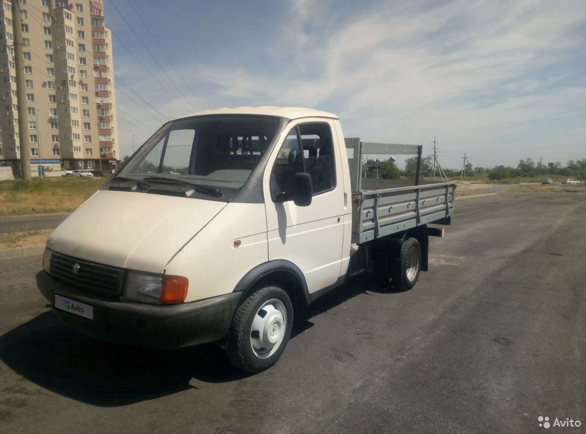 Сейчас почти и не увидишь на наших улицах Газель в подобном состоянии 