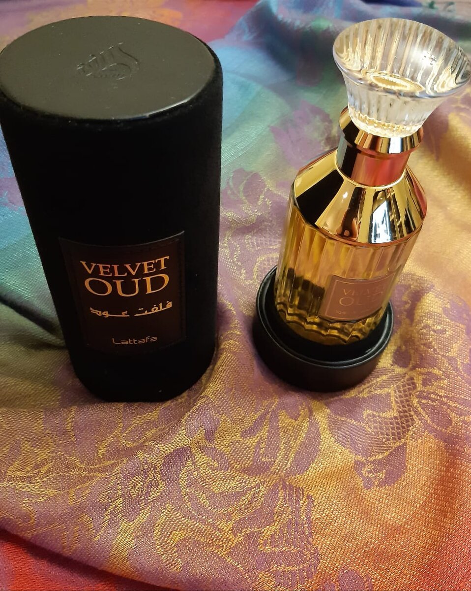 Velvet Oud от Lattafa Perfumes