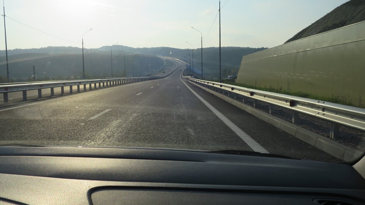 Трасса Таврида в районе Долинного