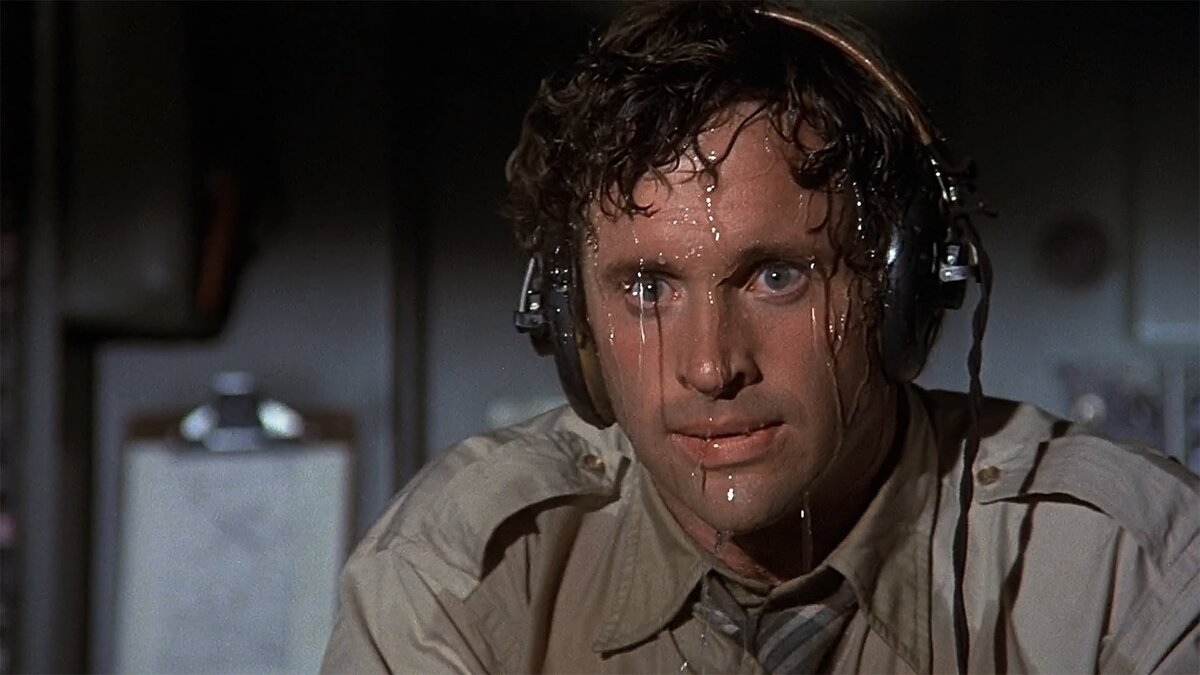 Роберт Хейз — Тед Страйкер