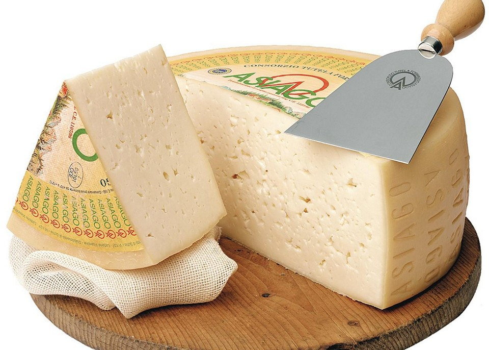 Итальянские рецепты сыра. Азиаго сыр. Азьяго (Asiago). Итальянские сыры Азиаго. Сыр пармезан Формаджио.