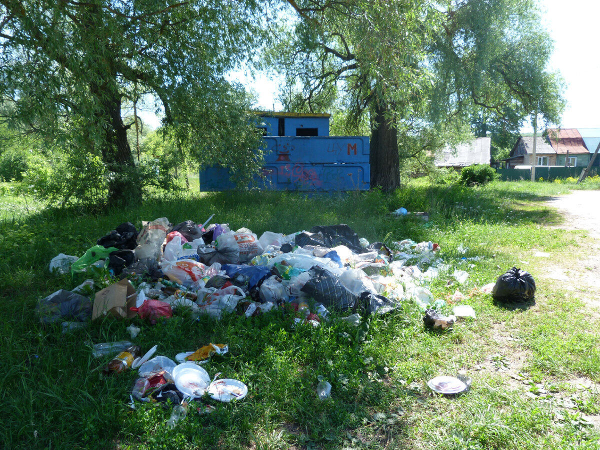 АХУНЫ ТЕПЕРЬ МАЛО НАПОМИНАЮТ ПЛЯЖ ВРЕМЕН СССР
