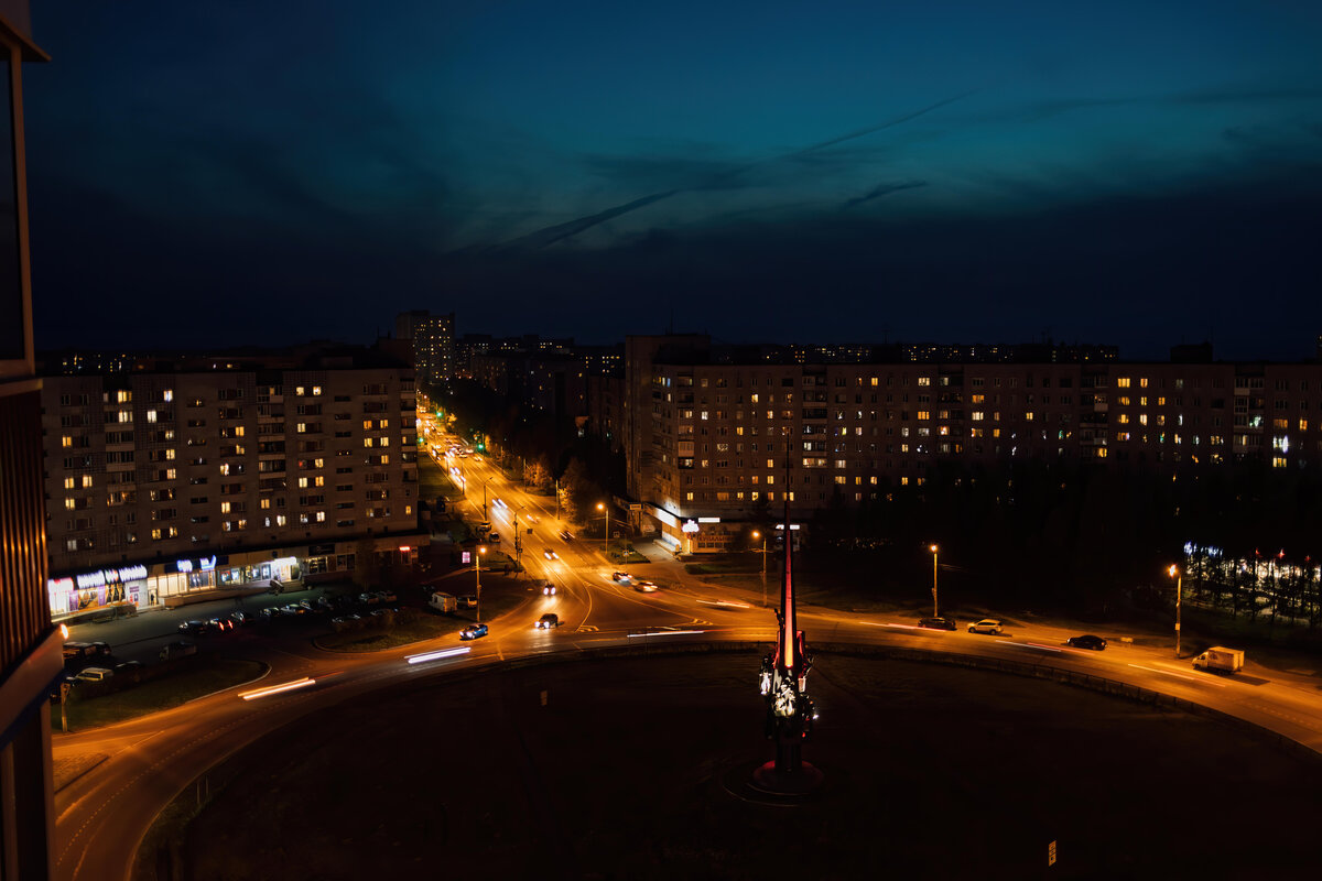 Вид с площади Давида Пашаева