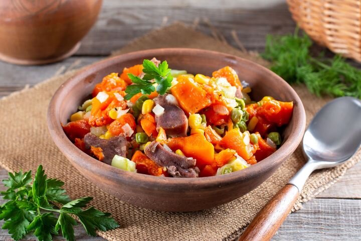 Польза овощей в блюде с говяжьим языком