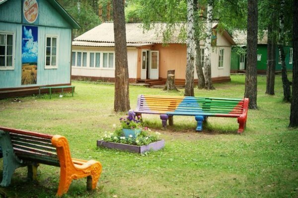 Домики лагеря Химик. Фото с сайта Deti-Travel.ru