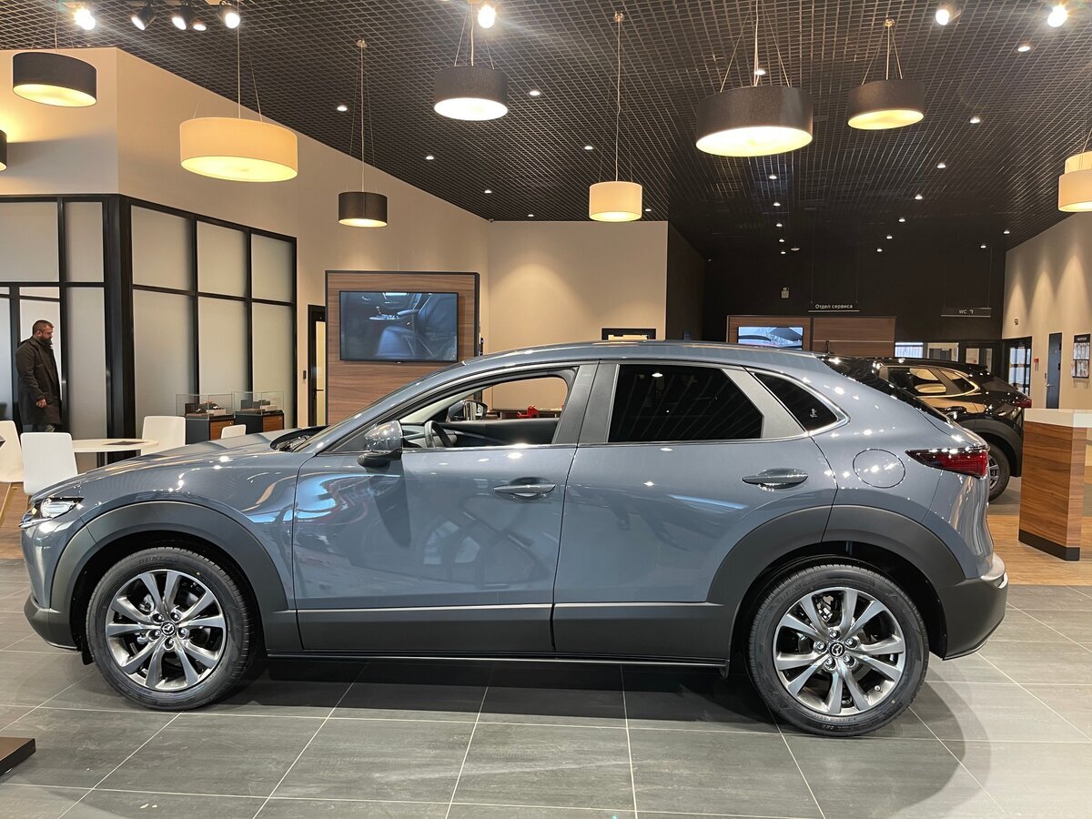 CX-30 - японский кроссовер, который продержался в России всего 9 месяцев. Источник иллюстрации - auto.ru