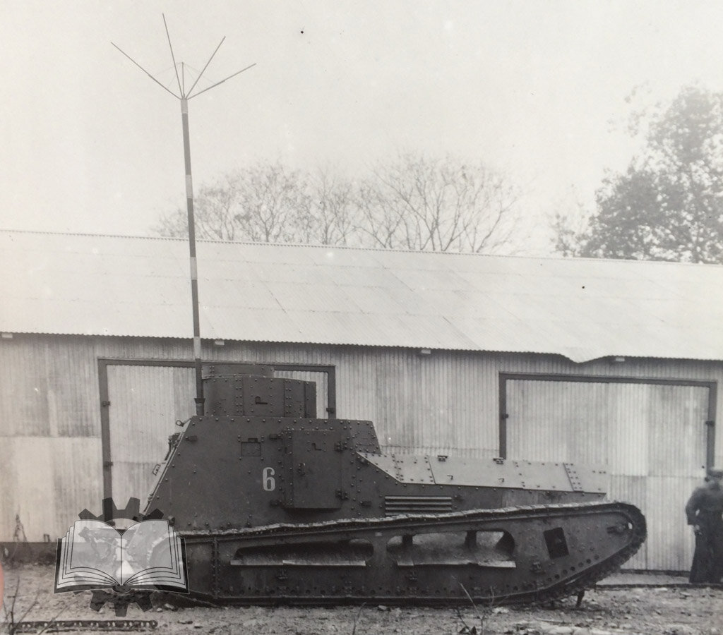 Отработка установки радиостанции в одном из Strv fm/21.