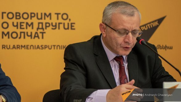 Сурен Суренянц