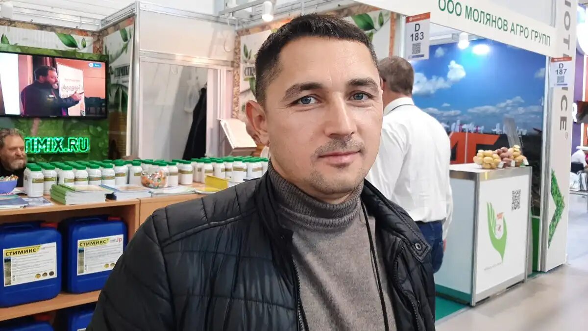 Фото:glavagronom.ru Директор по развитию ООО Казань Агрохимсервис, агроном-консультант агроцентра Пестрецыагрохим Айтуган Хазиев.