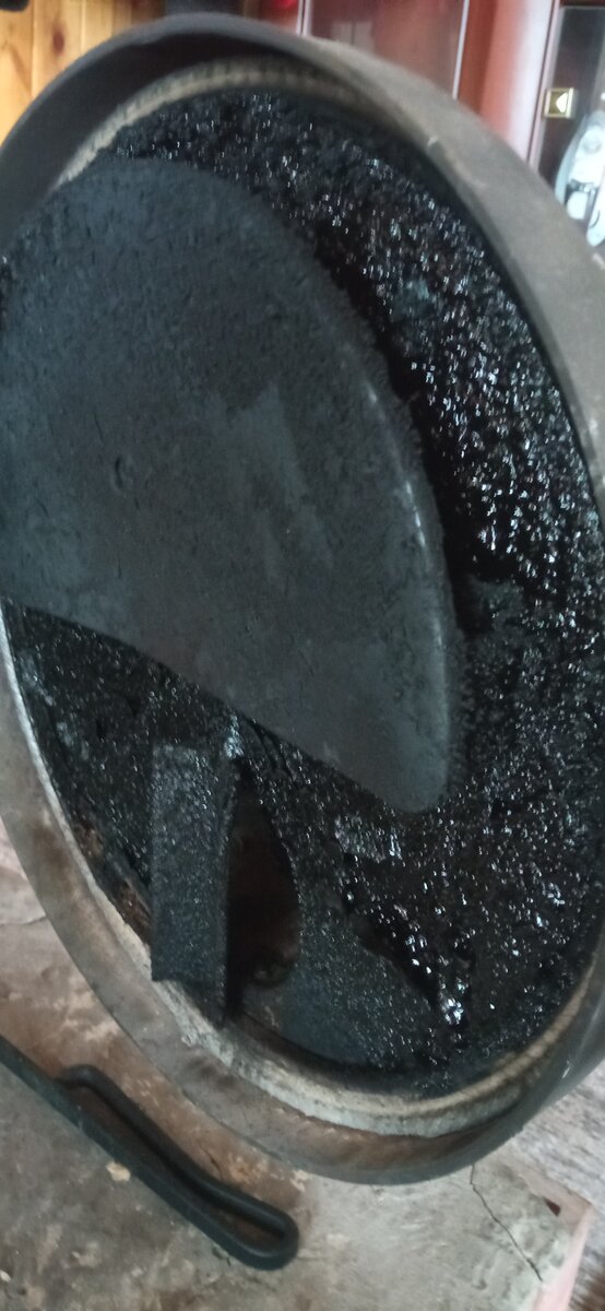 Дверь печи Булерьян в саже