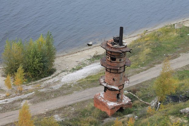 Рядом в Печищах расположены остатки старинных шахт и печей для обжига. Василя Ширшова/ realnoevremya.ru 
