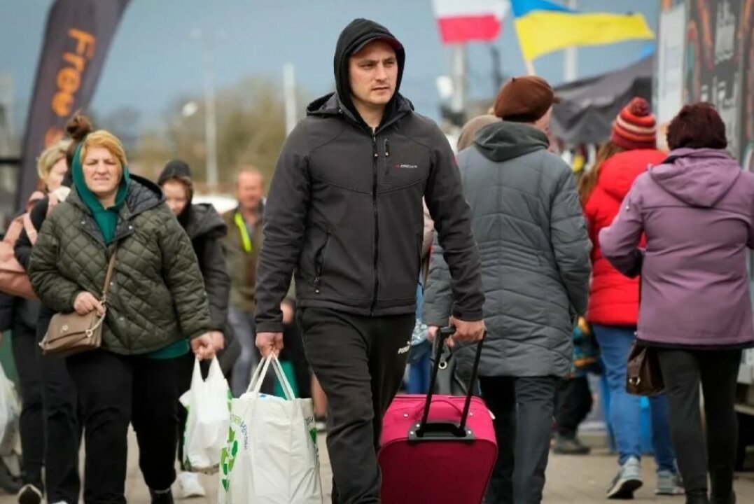    Rzeczpospolita: Польша начала выдавать Киеву уехавших с Украины мужчин